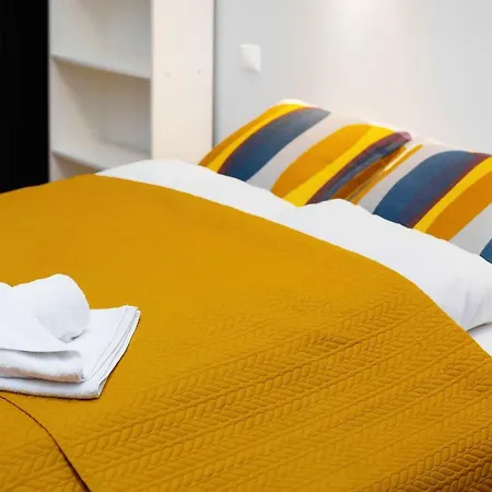 아파트 Cracow Zwierzyniecka By Renters 크라쿠프